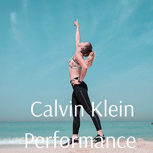 CALVIN Klein Performance below - Picture 1 of 1